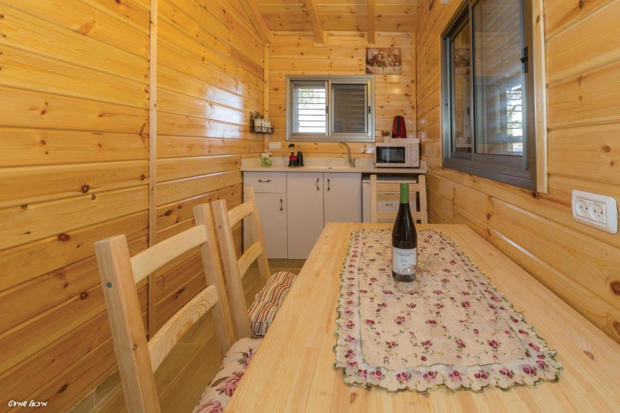 Отель Etzel Tami Hospitality Неот-Голан Экстерьер фото